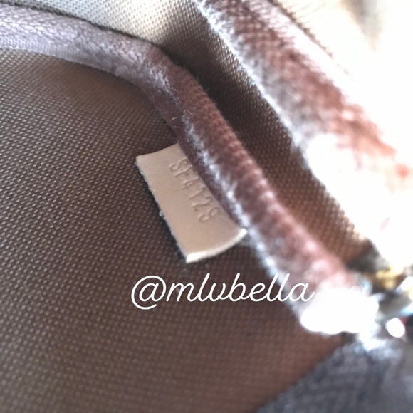 ❌SOLD❌Louis Vuitton Mini Pochette Accessoires - Picture 7 of 8